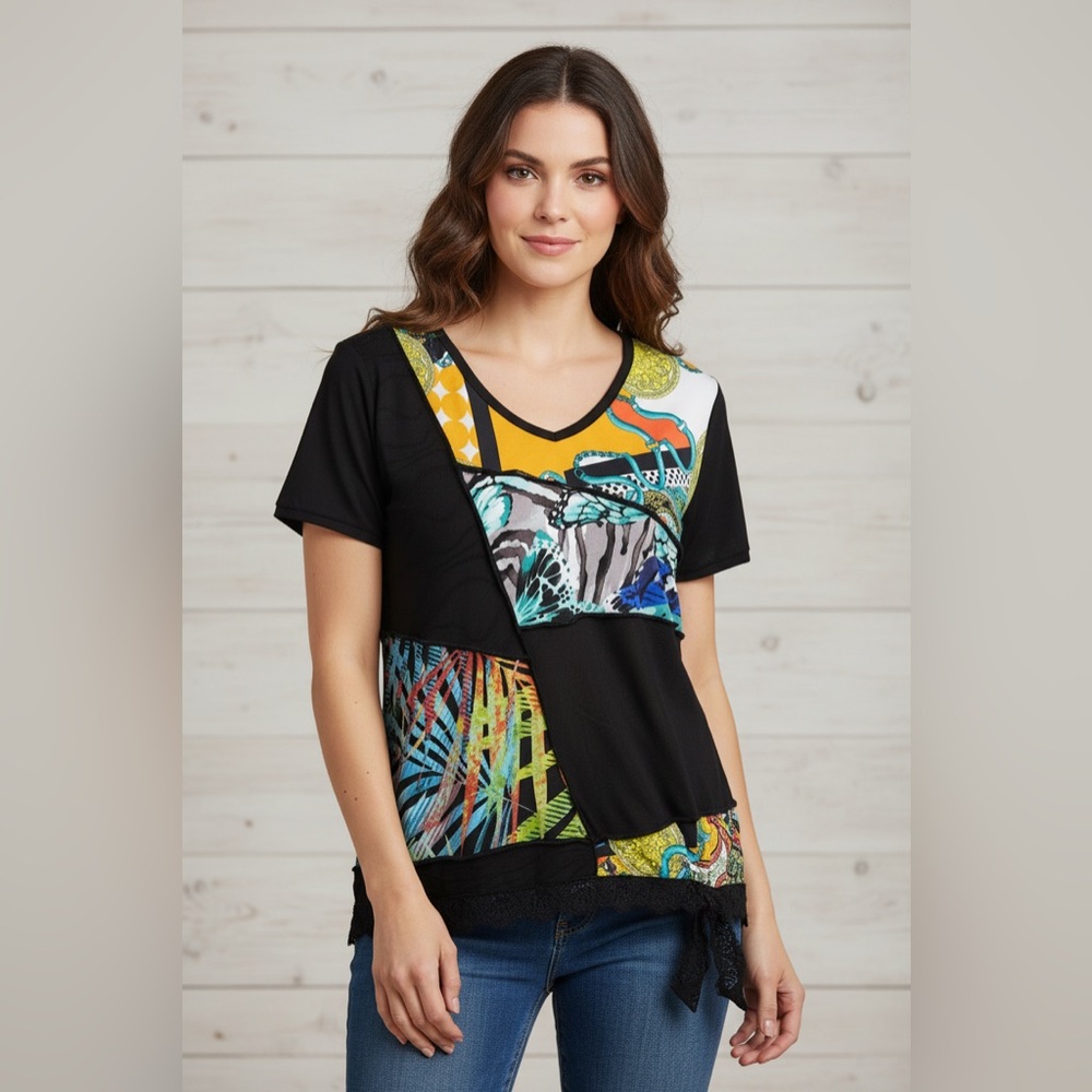 Vibrant Patchwork Women's Top size Medium 20” PTP T-16